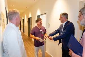 Staatssekretär Christoph de Vries zu Besuch im Krankenhaus Jerusalem, Foto: © Martin zitzlaff www.zitzlaff.com